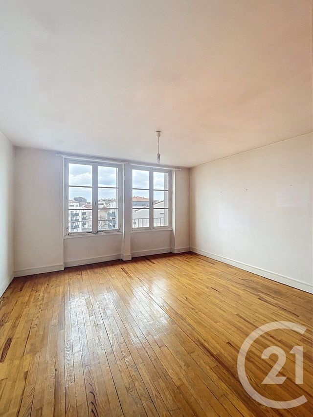 Appartement F3 à vendre - 3 pièces - 83.28 m2 - CLERMONT FERRAND - 63 - AUVERGNE - Century 21 Stéphane Roume Immobilier