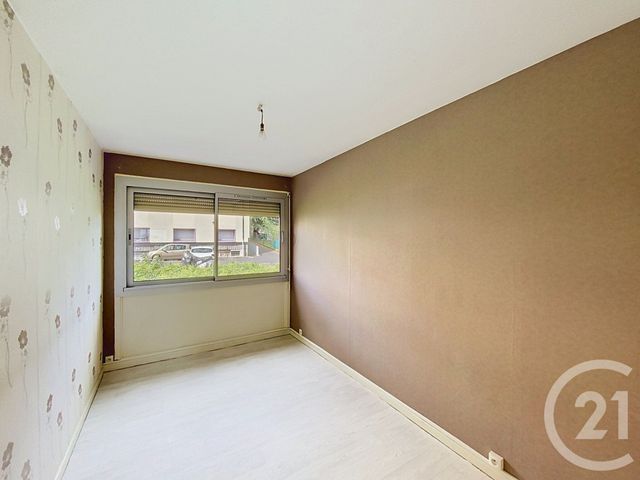 Appartement F4 à louer - 4 pièces - 68.94 m2 - CLERMONT FERRAND - 63 - AUVERGNE - Century 21 Stéphane Roume Immobilier