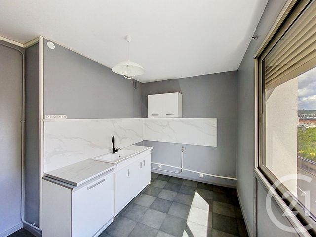 Appartement F4 à louer - 4 pièces - 68.94 m2 - CLERMONT FERRAND - 63 - AUVERGNE - Century 21 Stéphane Roume Immobilier