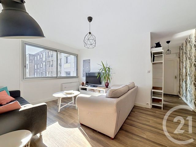 Appartement F3 à vendre - 3 pièces - 56.81 m2 - CLERMONT FERRAND - 63 - AUVERGNE - Century 21 Stéphane Roume Immobilier