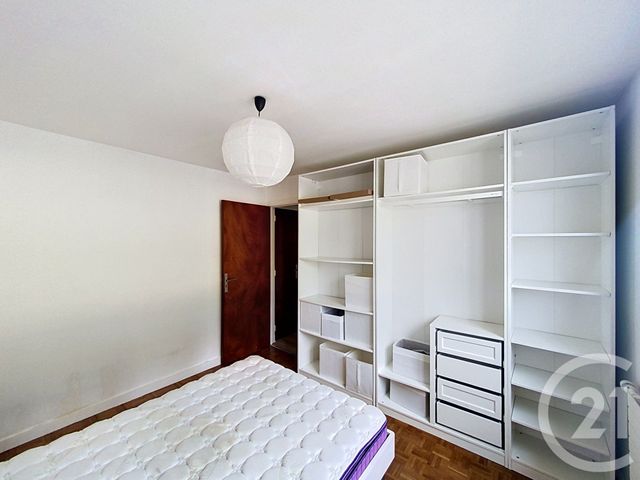 Appartement F3 à louer - 3 pièces - 68.44 m2 - CHAMALIERES - 63 - AUVERGNE - Century 21 Stéphane Roume Immobilier