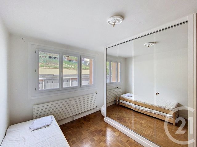 Appartement F3 à louer - 3 pièces - 68.44 m2 - CHAMALIERES - 63 - AUVERGNE - Century 21 Stéphane Roume Immobilier