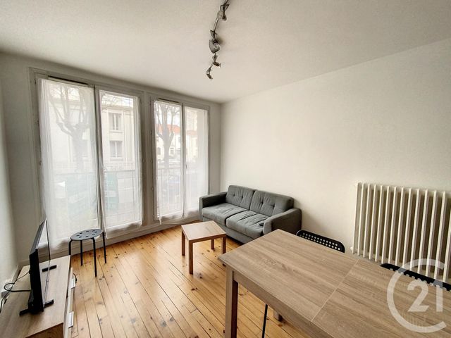 Appartement F3 à louer - 3 pièces - 48.92 m2 - CLERMONT FERRAND - 63 - AUVERGNE - Century 21 Stéphane Roume Immobilier