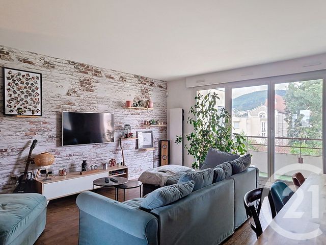 Appartement T4 à vendre - 4 pièces - 92.89 m2 - CLERMONT FERRAND - 63 - AUVERGNE - Century 21 Stéphane Roume Immobilier