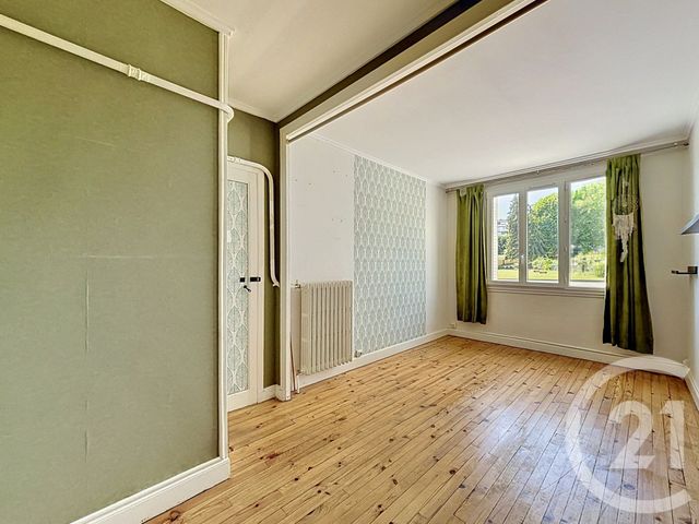 Appartement F4 à vendre - 4 pièces - 56.52 m2 - CLERMONT FERRAND - 63 - AUVERGNE - Century 21 Stéphane Roume Immobilier