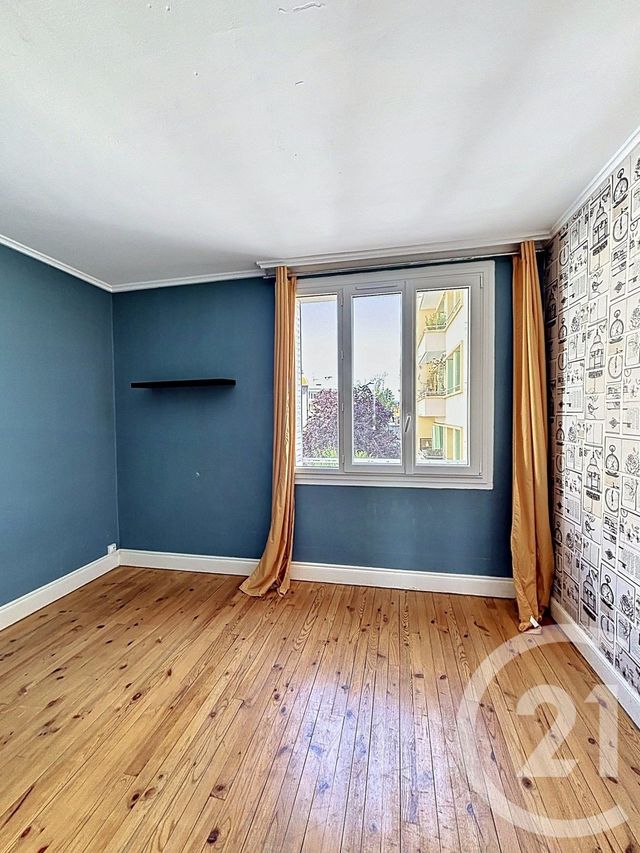 Appartement F4 à vendre - 4 pièces - 56.52 m2 - CLERMONT FERRAND - 63 - AUVERGNE - Century 21 Stéphane Roume Immobilier