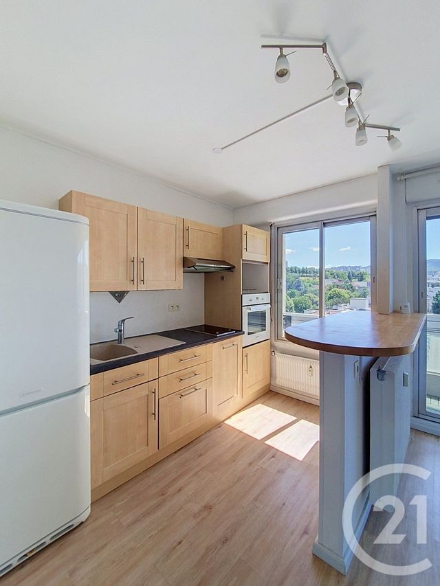 Appartement F2 à vendre - 2 pièces - 46.06 m2 - CLERMONT FERRAND - 63 - AUVERGNE - Century 21 Stéphane Roume Immobilier
