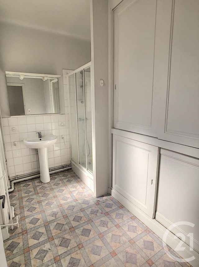 Appartement F7 à vendre - 7 pièces - 177.22 m2 - CLERMONT FERRAND - 63 - AUVERGNE - Century 21 Stéphane Roume Immobilier
