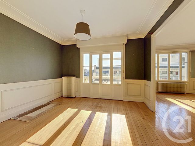 Appartement F7 à vendre - 7 pièces - 177.22 m2 - CLERMONT FERRAND - 63 - AUVERGNE - Century 21 Stéphane Roume Immobilier