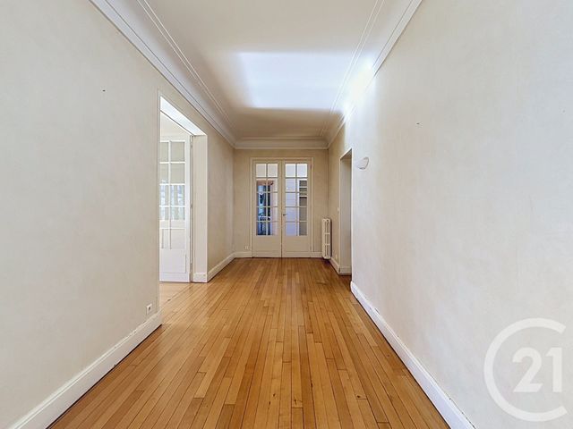 Appartement F7 à vendre - 7 pièces - 177.22 m2 - CLERMONT FERRAND - 63 - AUVERGNE - Century 21 Stéphane Roume Immobilier
