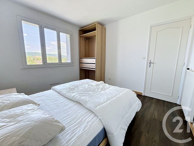 Appartement F4 à louer - 4 pièces - 78.05 m2 - CLERMONT FERRAND - 63 - AUVERGNE - Century 21 Stéphane Roume Immobilier