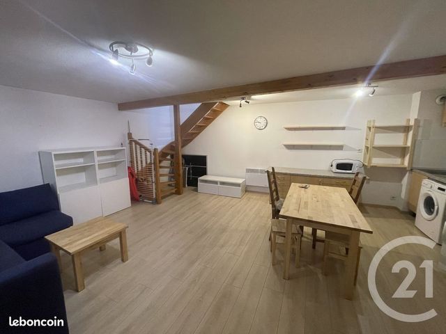 Appartement T3 à vendre - 3 pièces - 53.62 m2 - CLERMONT FERRAND - 63 - AUVERGNE - Century 21 Stéphane Roume Immobilier