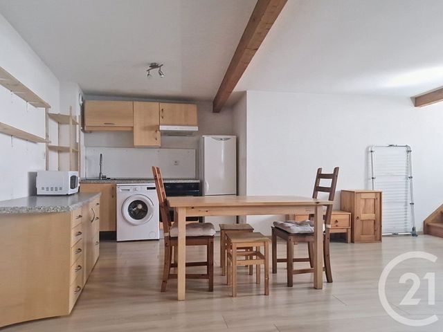 Appartement T3 à vendre - 3 pièces - 53.62 m2 - CLERMONT FERRAND - 63 - AUVERGNE - Century 21 Stéphane Roume Immobilier