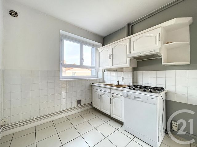 Appartement F3 à louer - 3 pièces - 64.5 m2 - CLERMONT FERRAND - 63 - AUVERGNE - Century 21 Stéphane Roume Immobilier