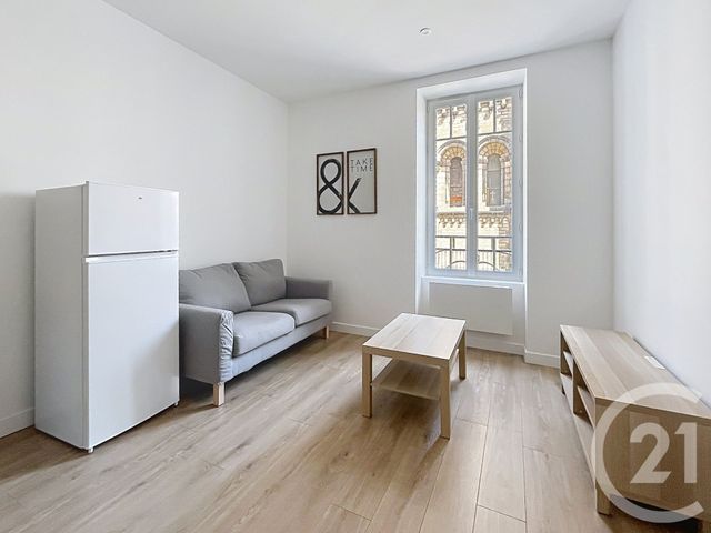 Appartement F3 à louer - 3 pièces - 53.06 m2 - CLERMONT FERRAND - 63 - AUVERGNE - Century 21 Stéphane Roume Immobilier