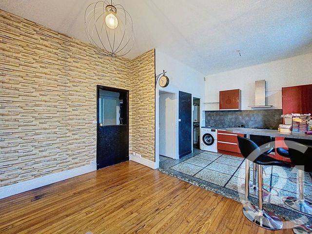 Appartement F2 à louer - 2 pièces - 45.3 m2 - CLERMONT FERRAND - 63 - AUVERGNE - Century 21 Stéphane Roume Immobilier