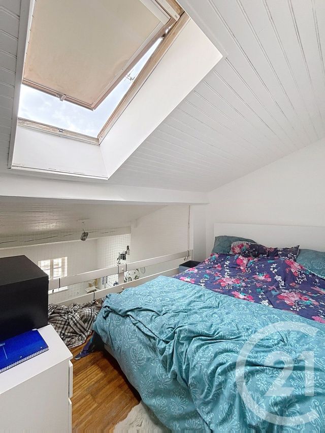 Appartement Duplex à louer - 2 pièces - 40.0 m2 - CLERMONT FERRAND - 63 - AUVERGNE - Century 21 Stéphane Roume Immobilier