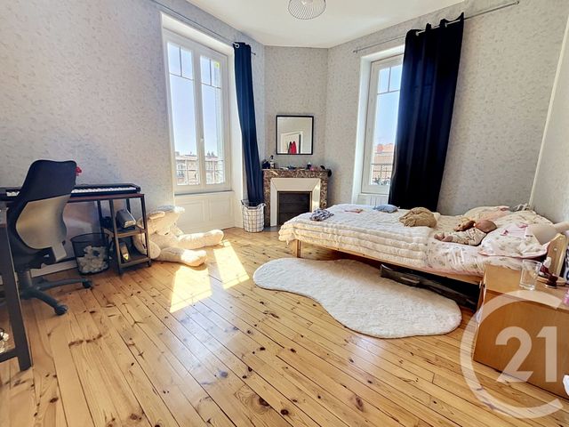 Appartement F3 à louer - 3 pièces - 56.63 m2 - CLERMONT FERRAND - 63 - AUVERGNE - Century 21 Stéphane Roume Immobilier