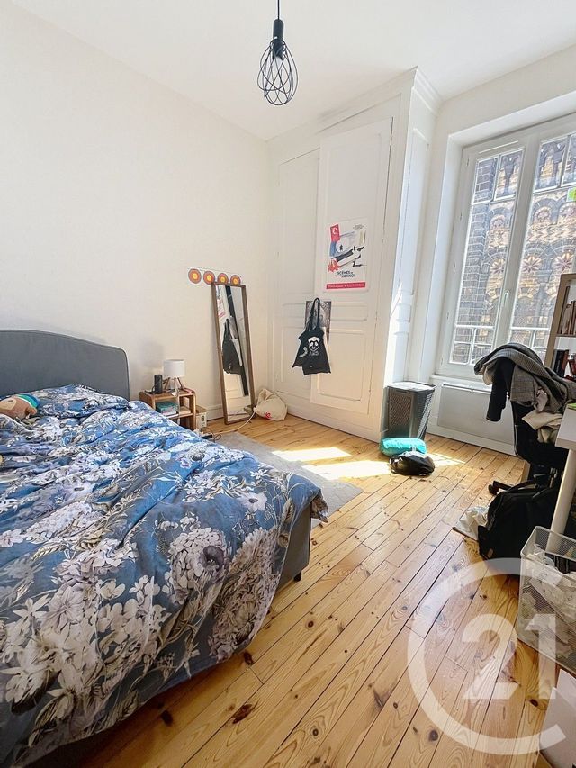 Appartement F3 à louer - 3 pièces - 56.63 m2 - CLERMONT FERRAND - 63 - AUVERGNE - Century 21 Stéphane Roume Immobilier