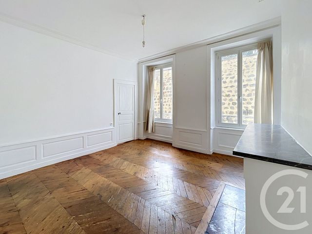 Appartement F3 à vendre - 3 pièces - 56.93 m2 - CLERMONT FERRAND - 63 - AUVERGNE - Century 21 Stéphane Roume Immobilier