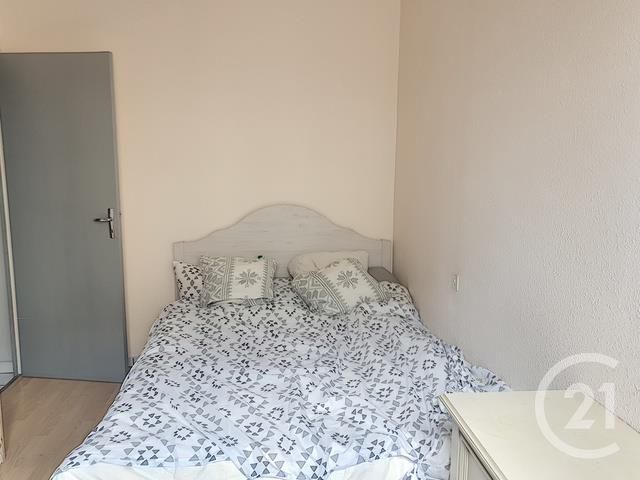 Appartement F2 à louer - 2 pièces - 33.08 m2 - CLERMONT FERRAND - 63 - AUVERGNE - Century 21 Stéphane Roume Immobilier
