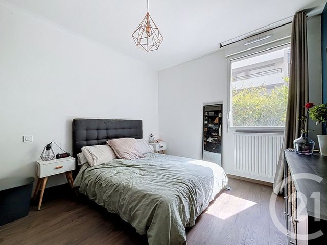 Appartement F3 à vendre - 3 pièces - 62.0 m2 - CLERMONT FERRAND - 63 - AUVERGNE - Century 21 Stéphane Roume Immobilier