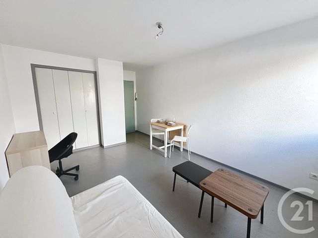 Appartement F1 à louer - 1 pièce - 21.11 m2 - CLERMONT FERRAND - 63 - AUVERGNE - Century 21 Stéphane Roume Immobilier
