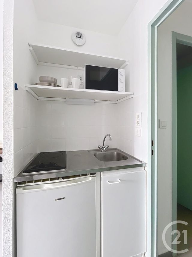 Appartement F1 à louer - 1 pièce - 21.11 m2 - CLERMONT FERRAND - 63 - AUVERGNE - Century 21 Stéphane Roume Immobilier