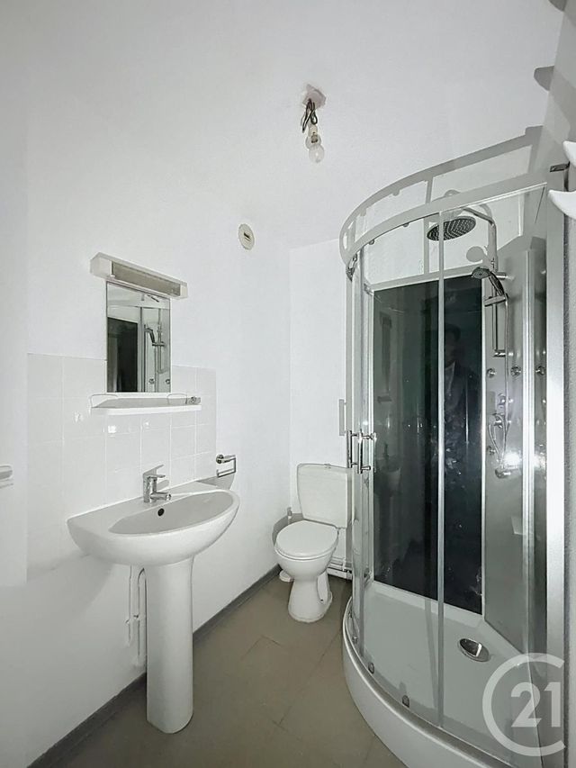 Appartement F1 à louer - 1 pièce - 21.11 m2 - CLERMONT FERRAND - 63 - AUVERGNE - Century 21 Stéphane Roume Immobilier