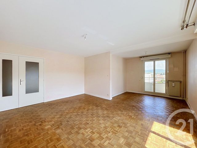 Appartement F5 à vendre - 5 pièces - 102.68 m2 - CLERMONT FERRAND - 63 - AUVERGNE - Century 21 Stéphane Roume Immobilier