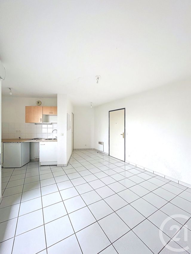Appartement F2 à vendre - 2 pièces - 41.89 m2 - CLERMONT FERRAND - 63 - AUVERGNE - Century 21 Stéphane Roume Immobilier