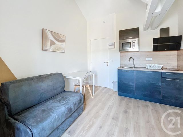Appartement Studio à louer - 1 pièce - 12.4 m2 - CLERMONT FERRAND - 63 - AUVERGNE - Century 21 Stéphane Roume Immobilier