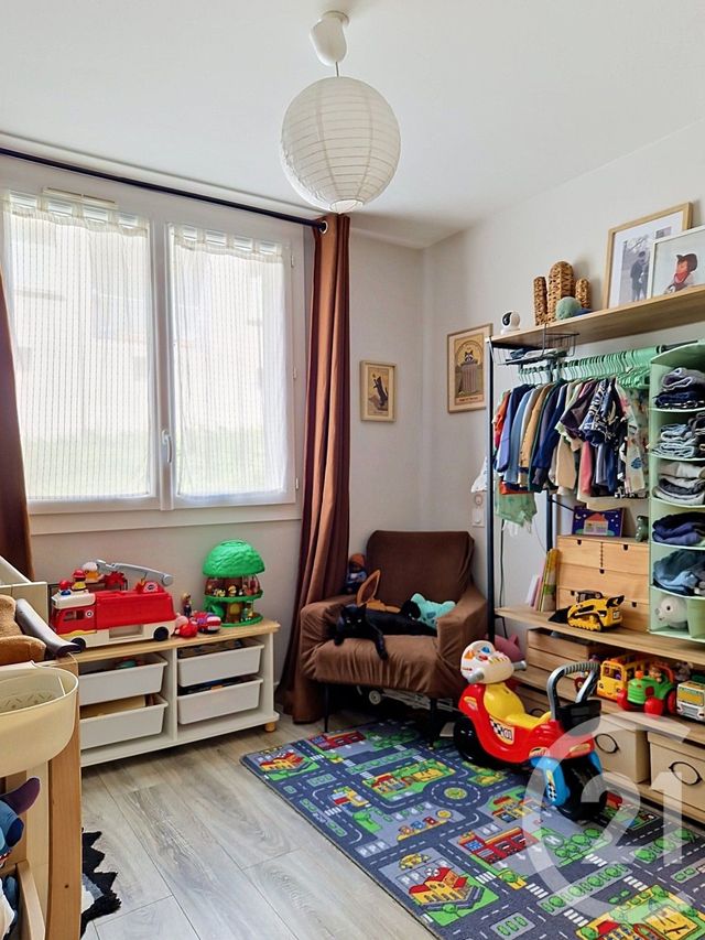 Appartement T4 à vendre - 4 pièces - 63.5 m2 - CLERMONT FERRAND - 63 - AUVERGNE - Century 21 Stéphane Roume Immobilier