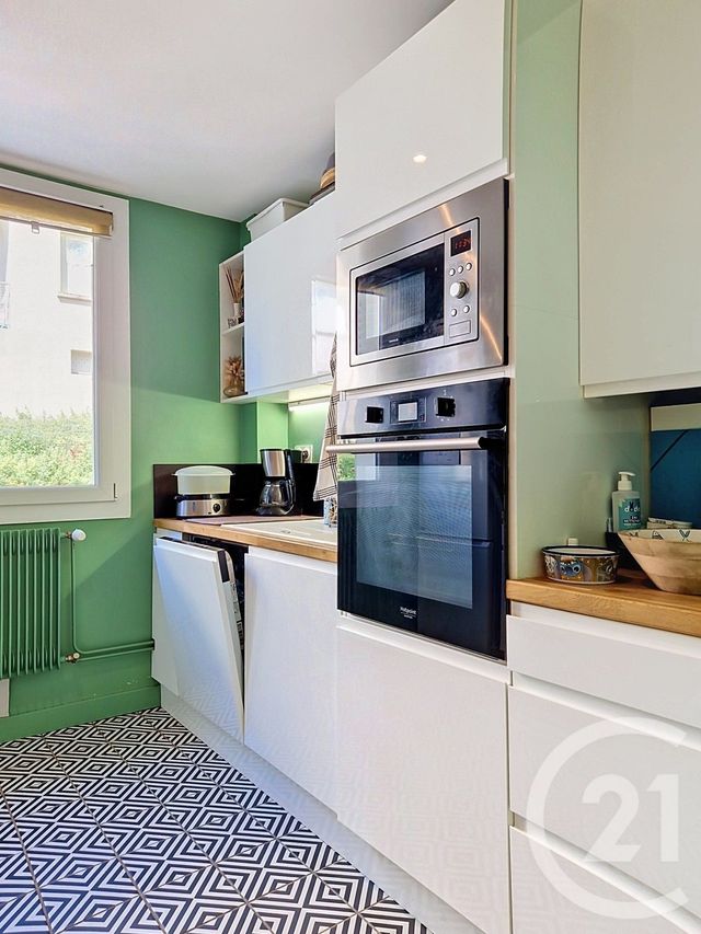 Appartement T4 à vendre - 4 pièces - 63.5 m2 - CLERMONT FERRAND - 63 - AUVERGNE - Century 21 Stéphane Roume Immobilier
