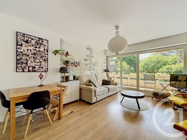 Appartement F4 à vendre - 4 pièces - 70.11 m2 - CHAMALIERES - 63 - AUVERGNE - Century 21 Stéphane Roume Immobilier