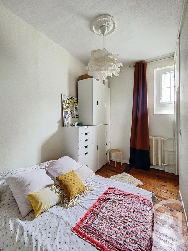 Appartement F2 à louer - 2 pièces - 44.54 m2 - CLERMONT FERRAND - 63 - AUVERGNE - Century 21 Stéphane Roume Immobilier