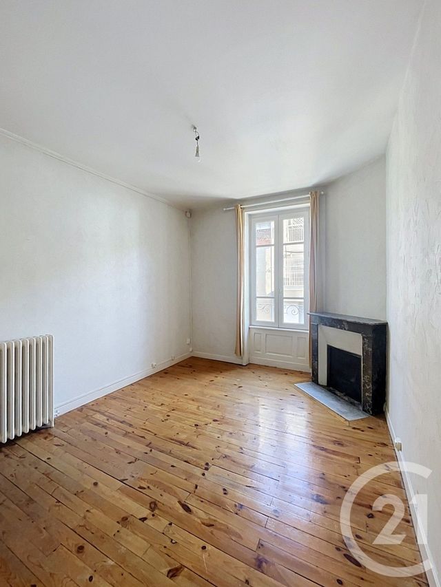 Appartement T3 à vendre - 3 pièces - 55.75 m2 - CLERMONT FERRAND - 63 - AUVERGNE - Century 21 Stéphane Roume Immobilier