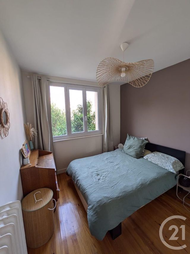 Appartement F3 à louer - 3 pièces - 60.16 m2 - CLERMONT FERRAND - 63 - AUVERGNE - Century 21 Stéphane Roume Immobilier