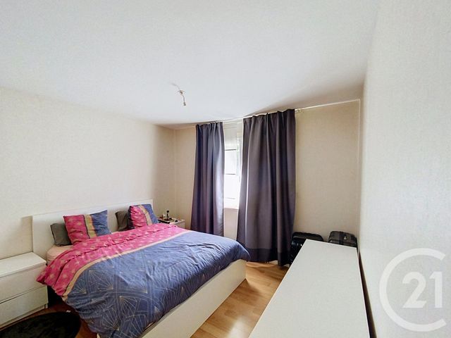 Appartement F4 à louer - 4 pièces - 84.95 m2 - CLERMONT FERRAND - 63 - AUVERGNE - Century 21 Stéphane Roume Immobilier