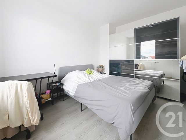Appartement F2 à louer - 2 pièces - 44.87 m2 - CLERMONT FERRAND - 63 - AUVERGNE - Century 21 Stéphane Roume Immobilier