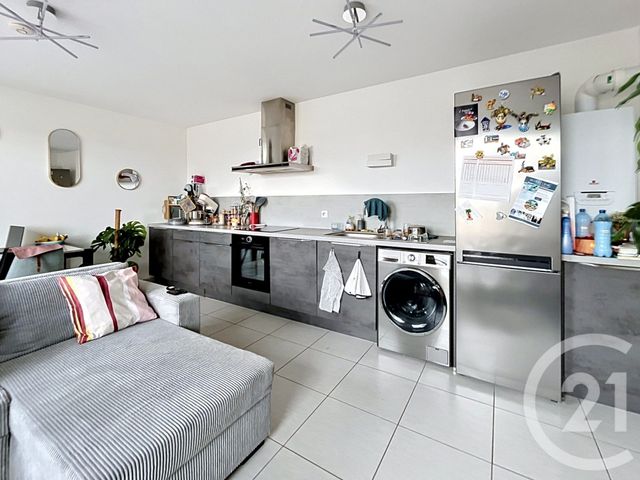Appartement F2 à louer - 2 pièces - 44.87 m2 - CLERMONT FERRAND - 63 - AUVERGNE - Century 21 Stéphane Roume Immobilier