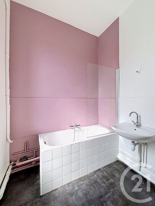 Appartement F4 à vendre - 4 pièces - 95.1 m2 - CLERMONT FERRAND - 63 - AUVERGNE - Century 21 Stéphane Roume Immobilier