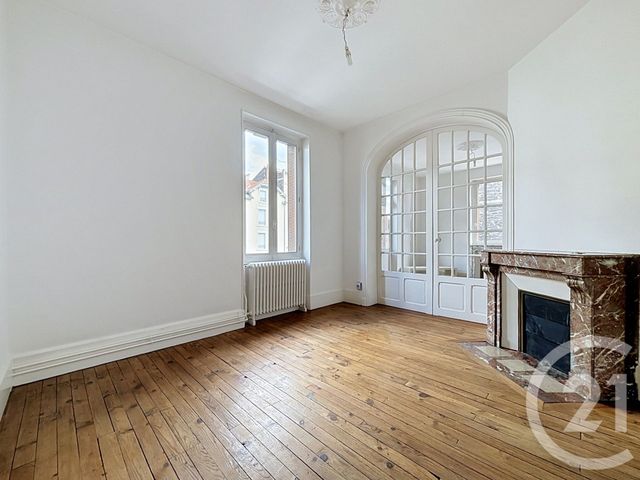 Appartement F4 à vendre - 4 pièces - 95.1 m2 - CLERMONT FERRAND - 63 - AUVERGNE - Century 21 Stéphane Roume Immobilier