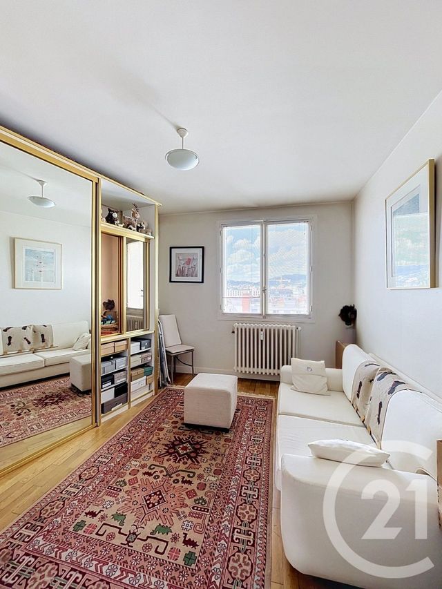 Appartement F4 à vendre - 4 pièces - 83.42 m2 - CLERMONT FERRAND - 63 - AUVERGNE - Century 21 Stéphane Roume Immobilier