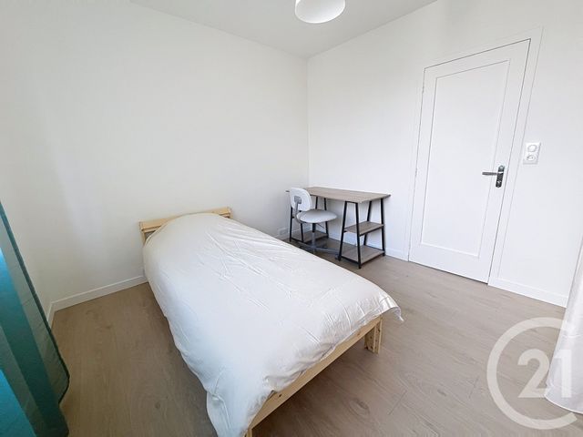 Appartement Chambre à louer - 1 pièce - 22.78 m2 - CLERMONT FERRAND - 63 - AUVERGNE - Century 21 Stéphane Roume Immobilier