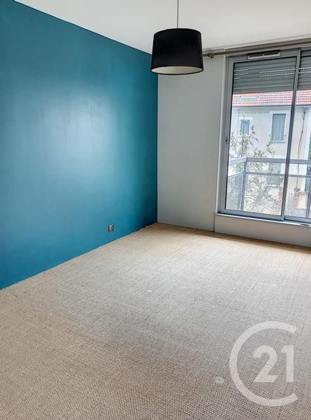 Appartement F3 à louer - 3 pièces - 90.45 m2 - CHAMALIERES - 63 - AUVERGNE - Century 21 Stéphane Roume Immobilier