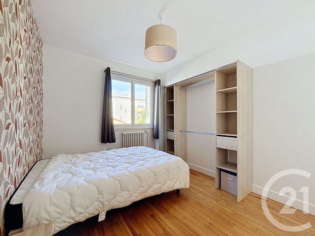 Appartement F5 à vendre - 5 pièces - 86.77 m2 - CLERMONT FERRAND - 63 - AUVERGNE - Century 21 Stéphane Roume Immobilier