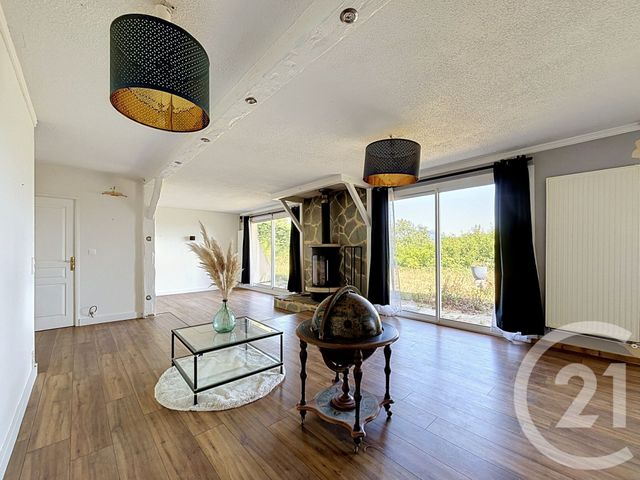 maison à vendre - 7 pièces - 146.0 m2 - ST GENES CHAMPANELLE - 63 - AUVERGNE - Century 21 Stéphane Roume Immobilier