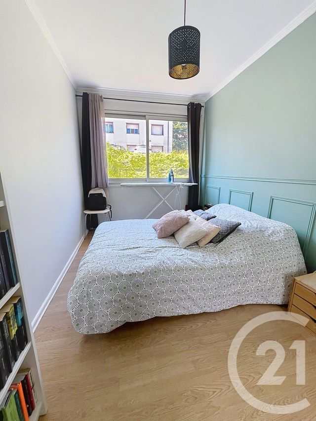 Appartement F3 bis à louer - 3 pièces - 67.74 m2 - CLERMONT FERRAND - 63 - AUVERGNE - Century 21 Stéphane Roume Immobilier