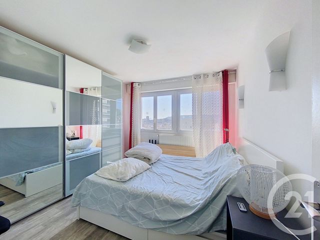 Appartement F3 à louer - 3 pièces - 67.74 m2 - CLERMONT FERRAND - 63 - AUVERGNE - Century 21 Stéphane Roume Immobilier